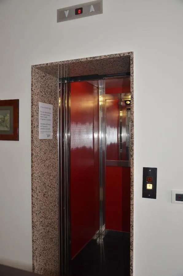 Residence Della Vista Ρίμινι 0*,